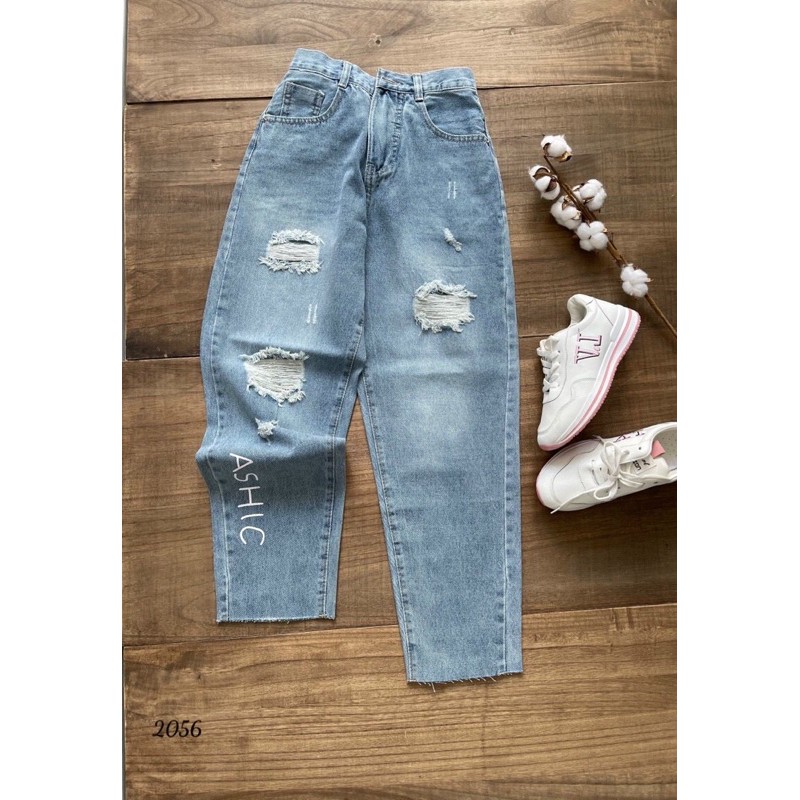 Tattered baggy jeans code 056 | Shopee Philippines