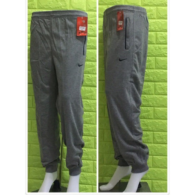 green nike jogging pants