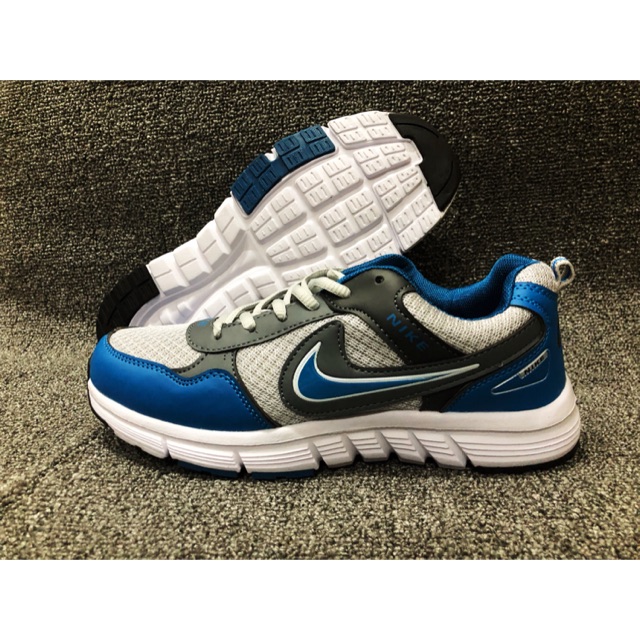 Fashionable and comfortable Nike running shoes for women222 Shopee