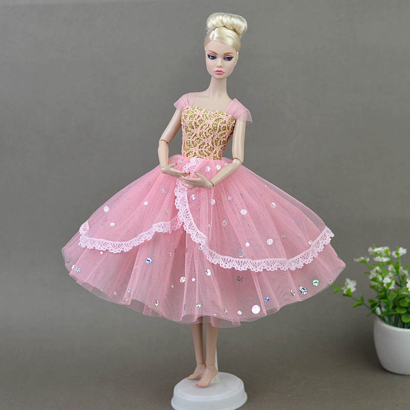 LOT of 4 Genuine Mattel Barbie Doll Dolls Fashion Clothing Clothes Dress Dresses 