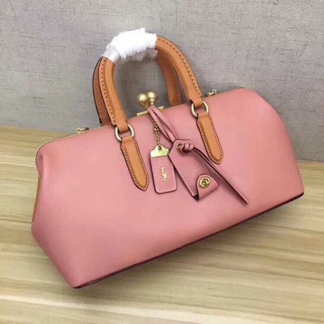 regular carry on size