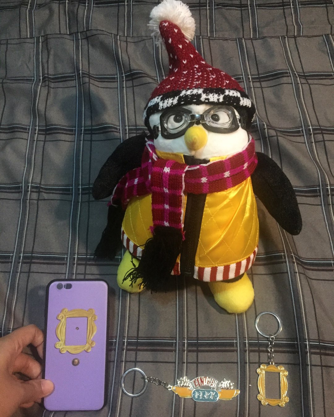 27/47cm Cute TV Series Joey's Friends HUGSY Plush PENGUIN Rachel