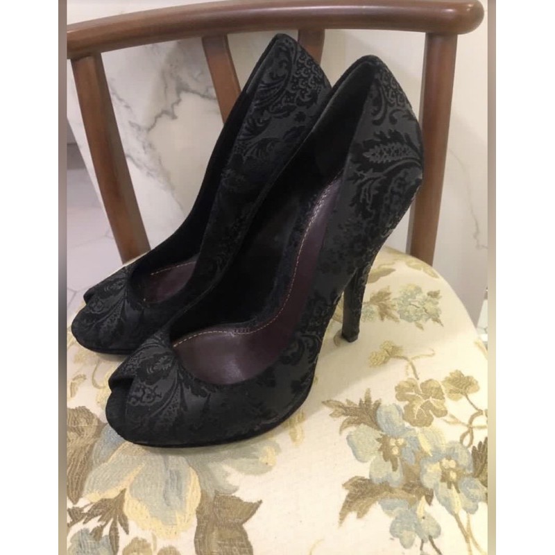 gucci nero shoes