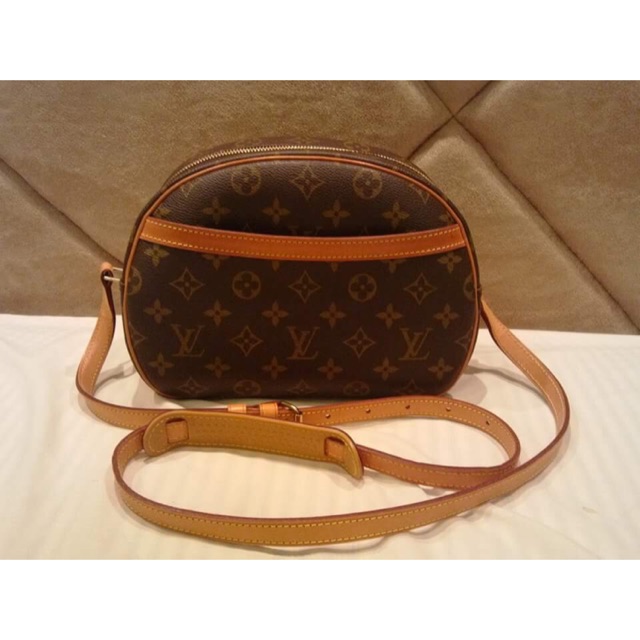 lv monogram sling bag