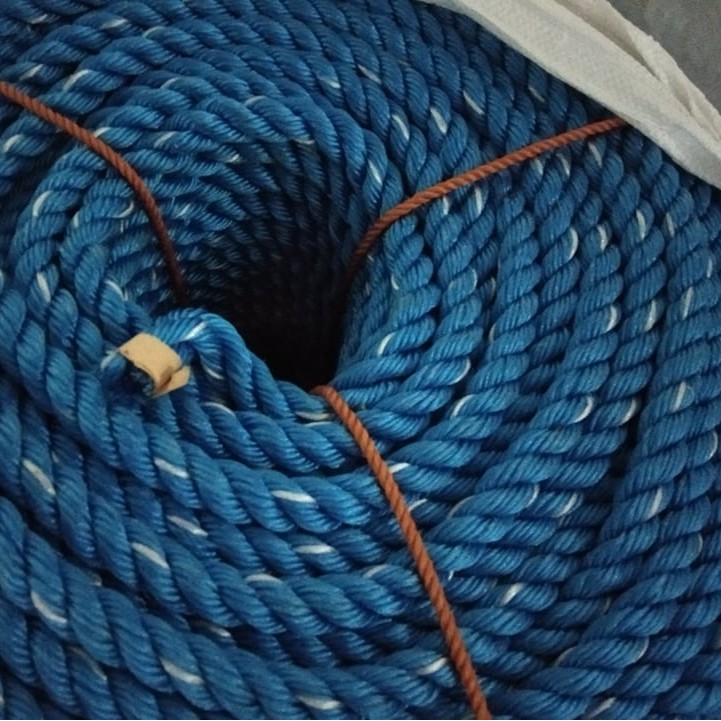 在庫処分】 giseleストア名古屋製綱 VSロープ ビニロンロープ同等品 三つ打ち 18?×100m 10001336