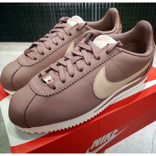 smokey mauve cortez