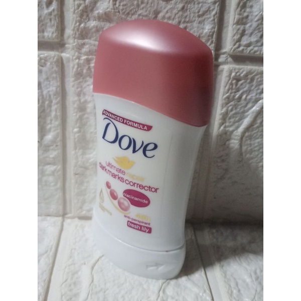 SALE!! 50%off DOVE ultimate repair darkmarks corrector  fresh lily Deo Stick (40g)