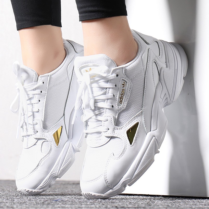 adidas falcon w ee8838