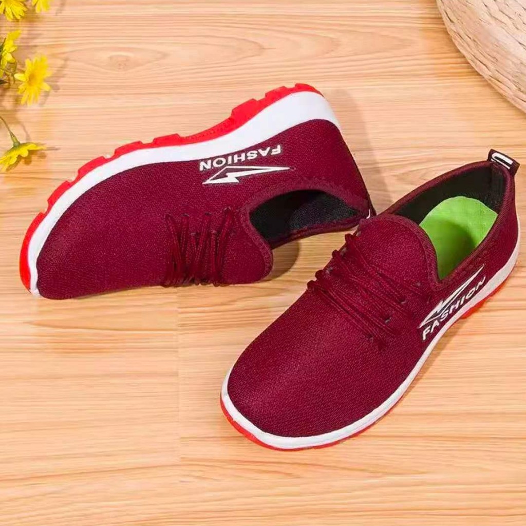 f sports shoes price