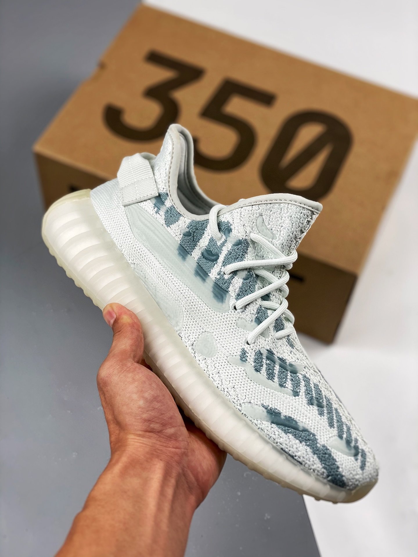 yeezy boost 350 v3 white