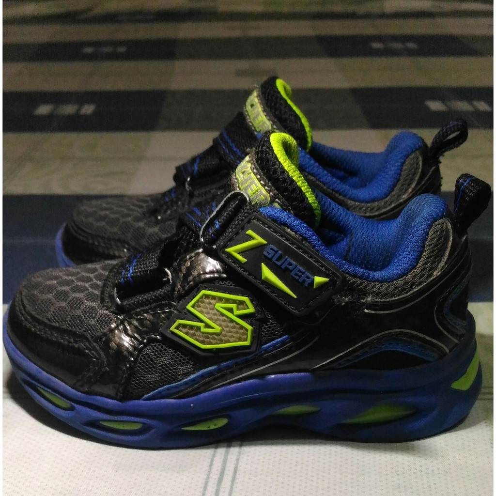 boys skechers size 1