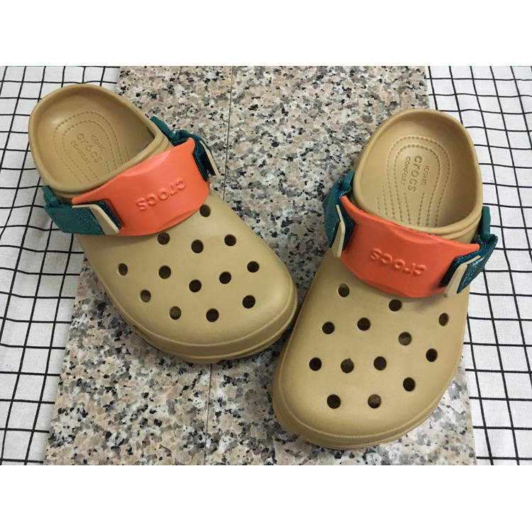 crocs new style