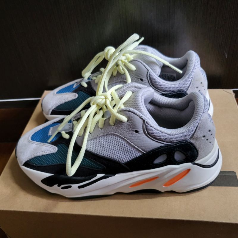 Yeezy Boost 700 Size US 5 1/2 | Shopee Philippines