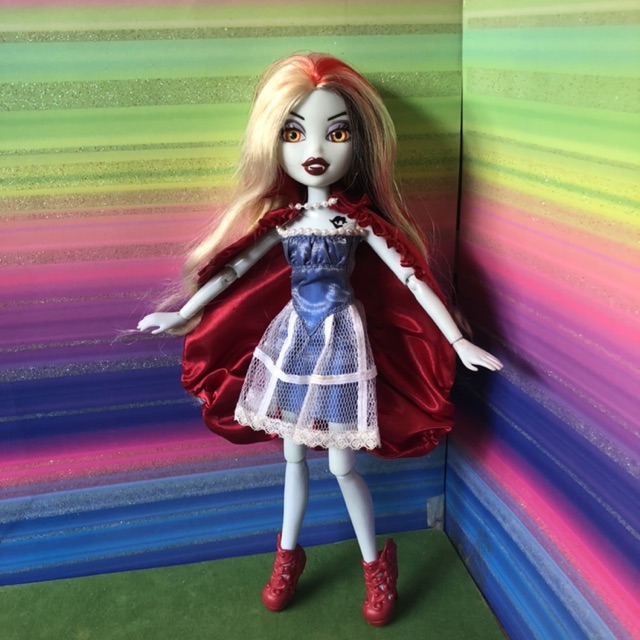 vampelina doll