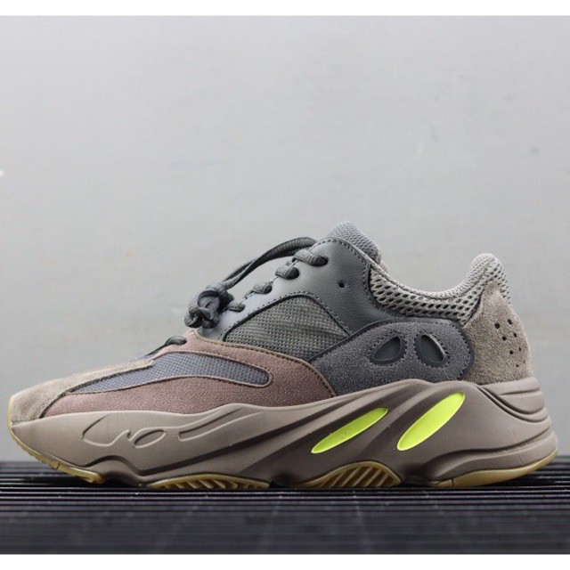 yeezy boost 700 mauve womens