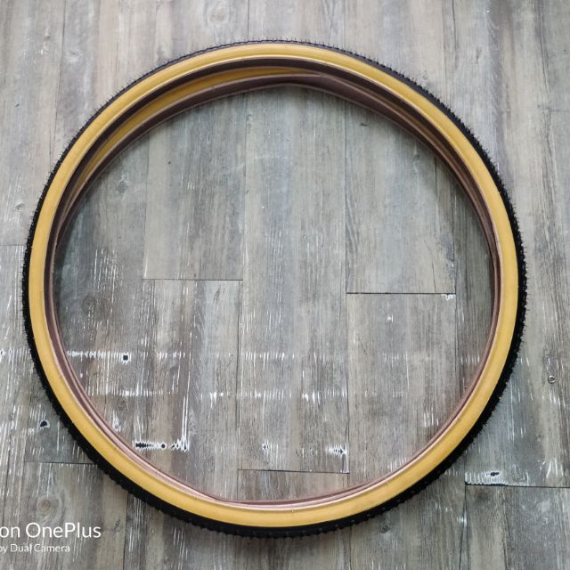 kenda gumwall tires 700c