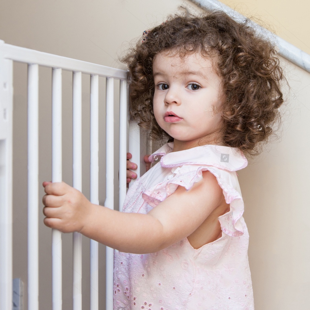 Propesyonal na safety gate Safety fence Stair guard Baby gate Hindi na kailangang mag-drill sa dingd