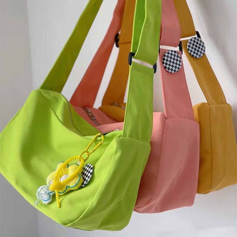 Trend Niche Retro Simple Largecapacity Messenger Bag Women's Casual