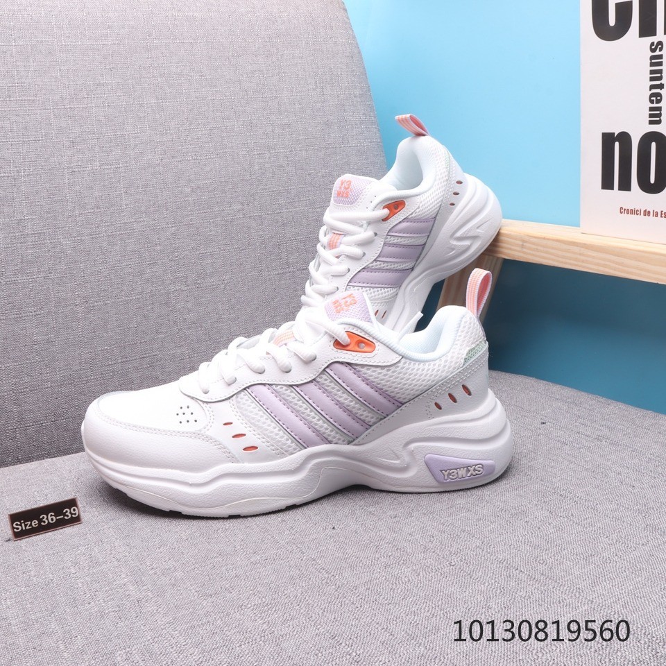 no tennis shoes