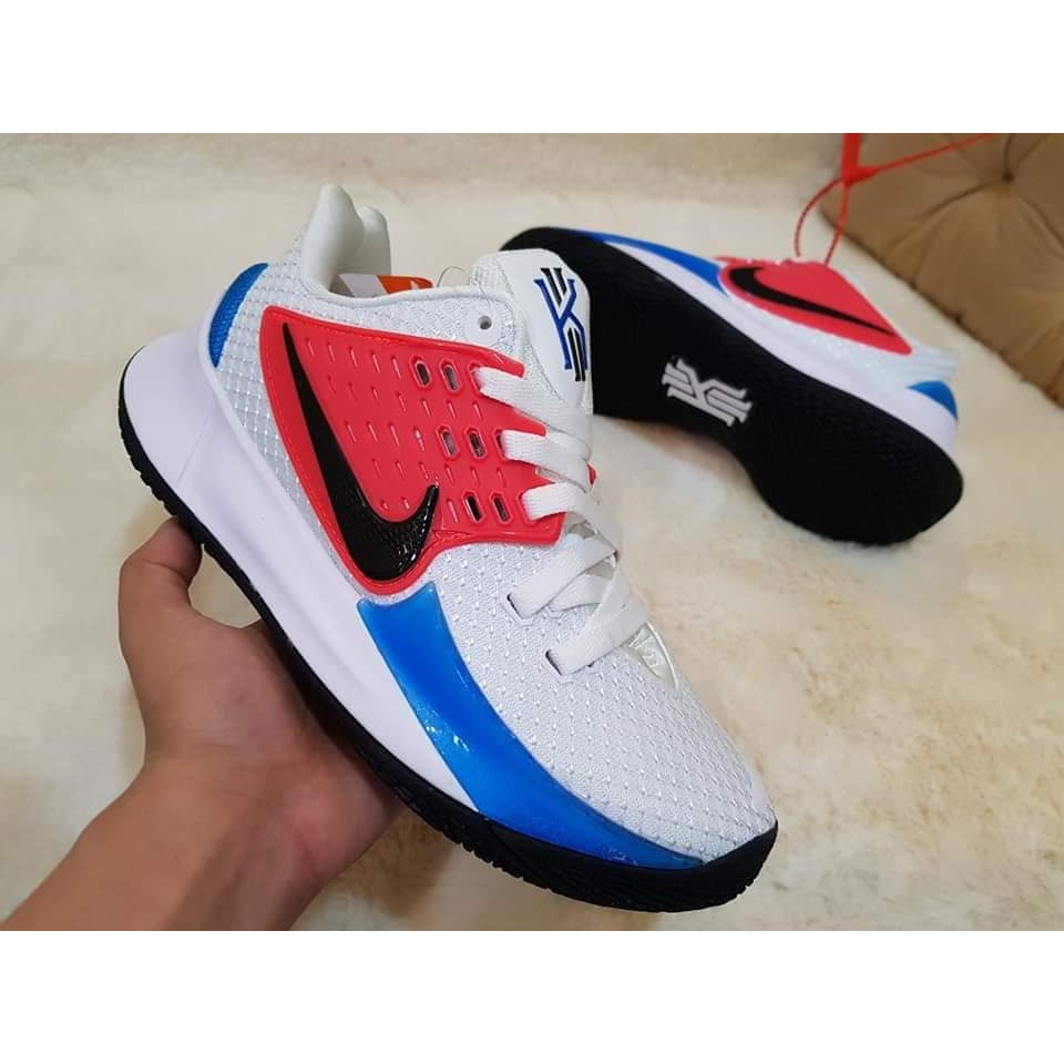 kyrie irving blue and white shoes