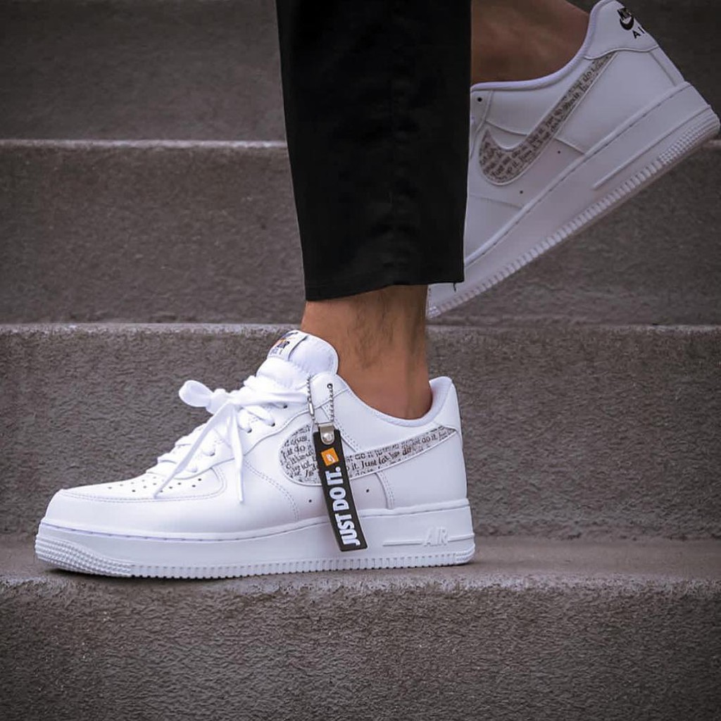 nike air force 1 lv8 just do it white