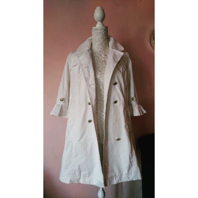 mk white coat