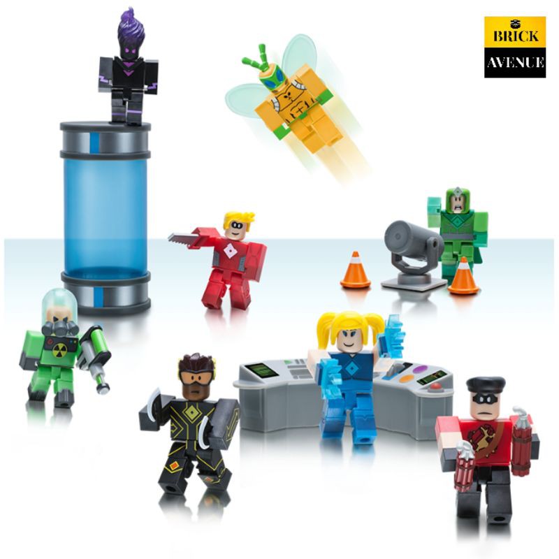 Roblox Toy Heroes Of Robloxia With 8 Figures And Light Accessory Alt