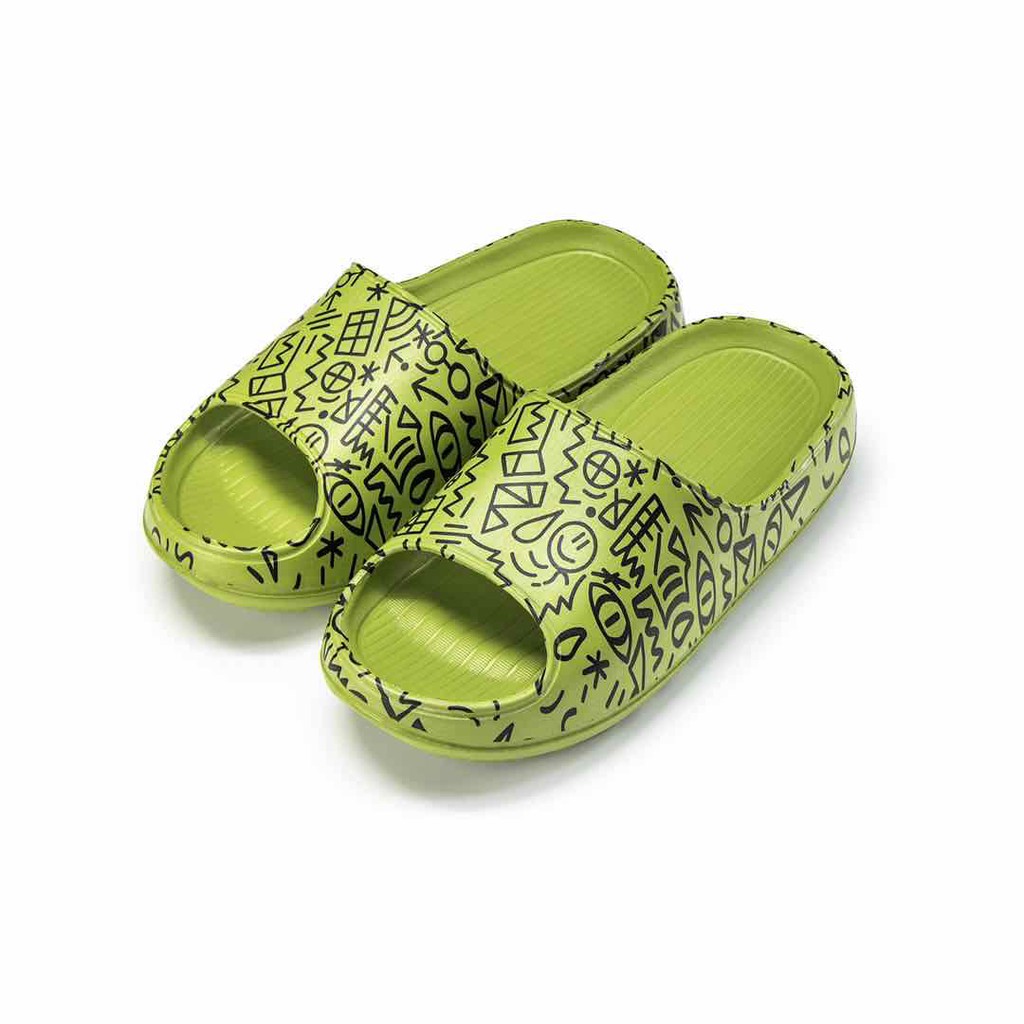 trendy slippers