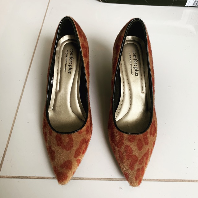 comfort plus by predictions black pumps