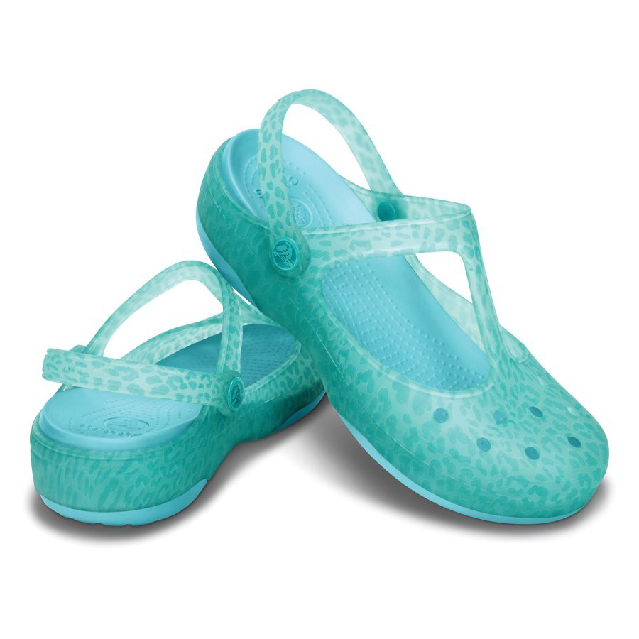 crocs carlie