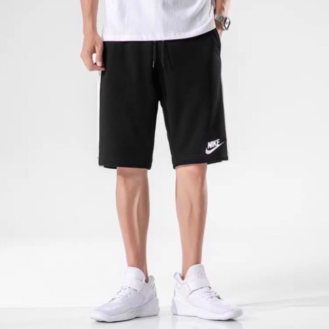 nike men's shorts with zipper pockets