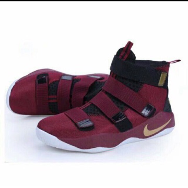 lebron james shoes high cut