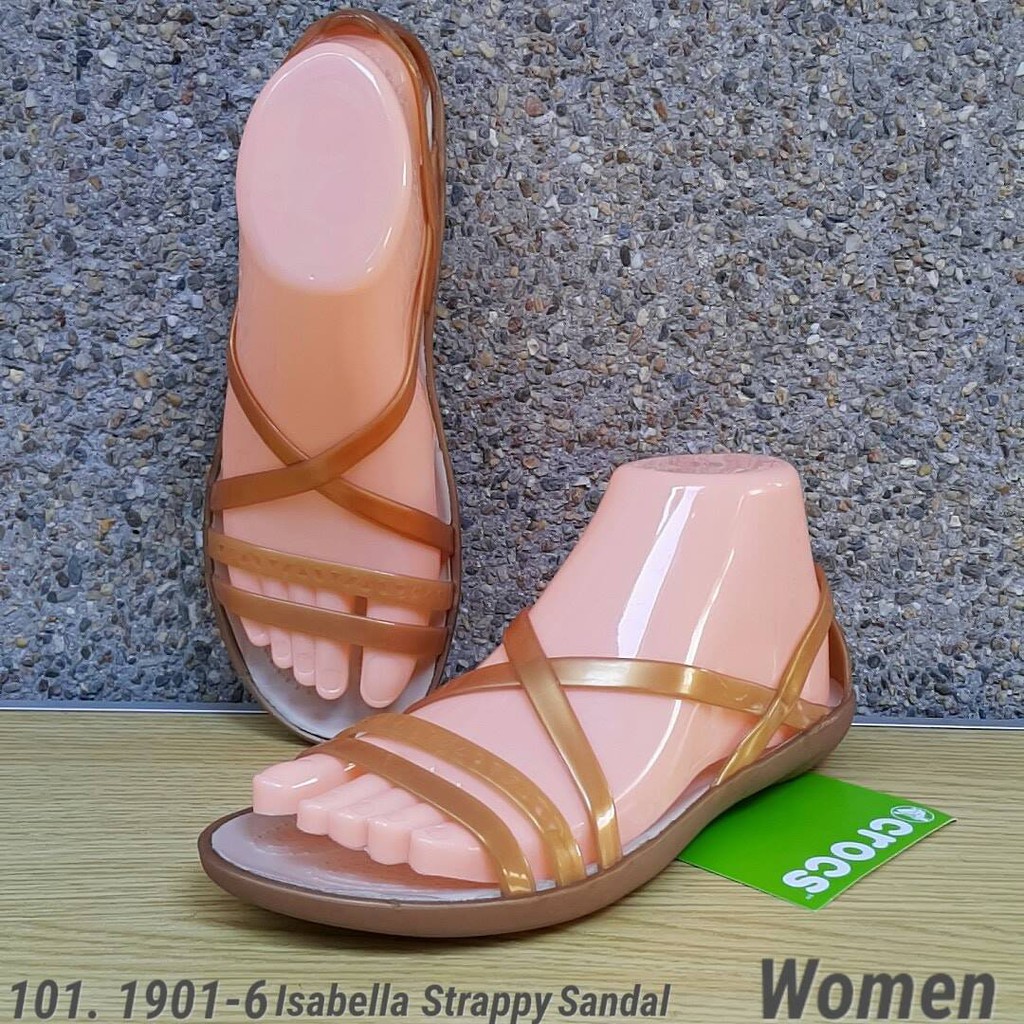 crocs women's isabella strappy sandals