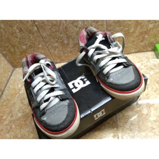 dc shoes 38