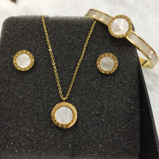 bvlgari necklace 18k gold