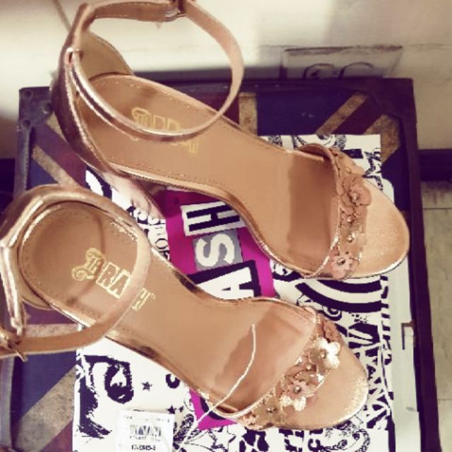 rose gold shoes payless