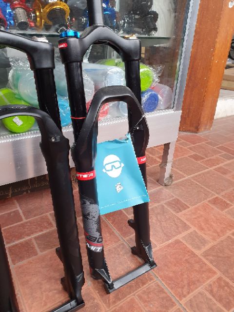 sagmit monster air fork