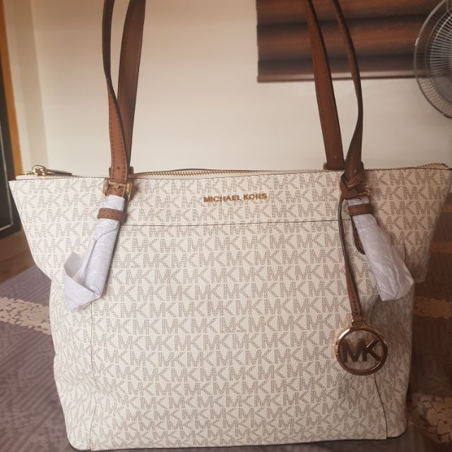 white mk purse