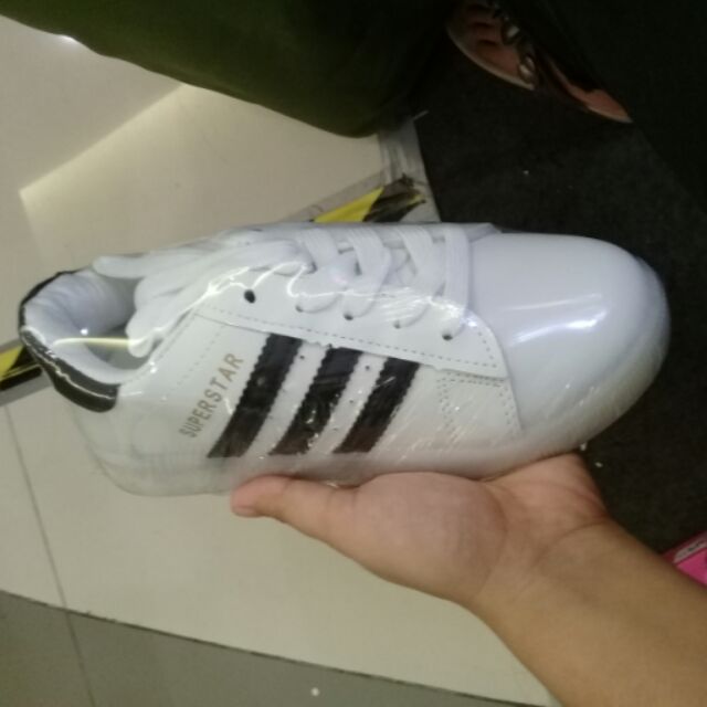 Raak verstrikt manager Meerdere Adidas Superstar LED shoes for kids | Shopee Philippines