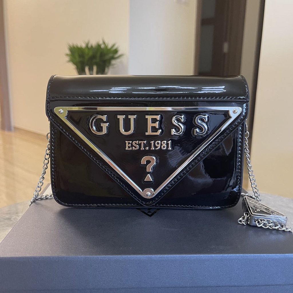 NEW GUESS Women's Crossbody Sling Bag (Can fit iphone 13 promax