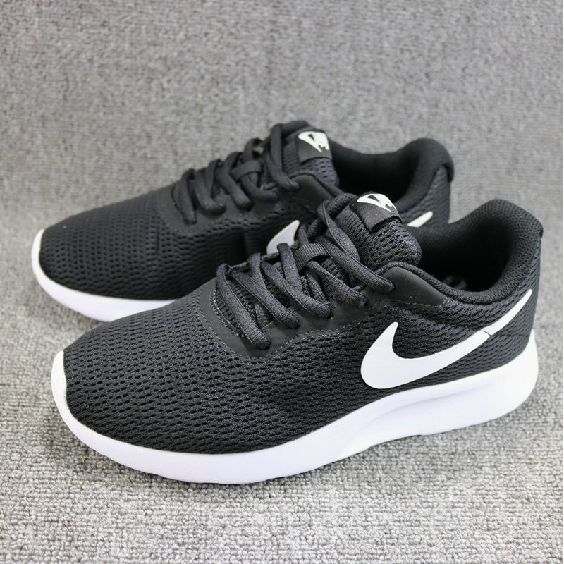 roshe run 2 black