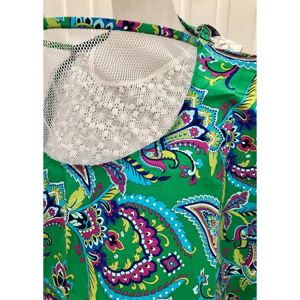 NURSING COCOON - Nursing Cover by TINY TOTS