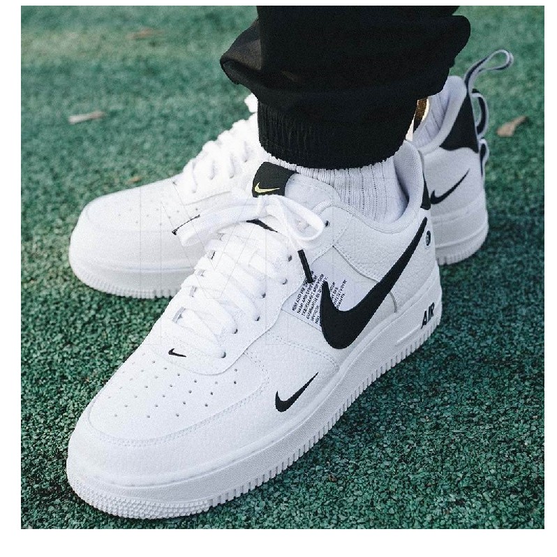 NIKE AIR FORCE 1 FOR MEN AND WOMEN 