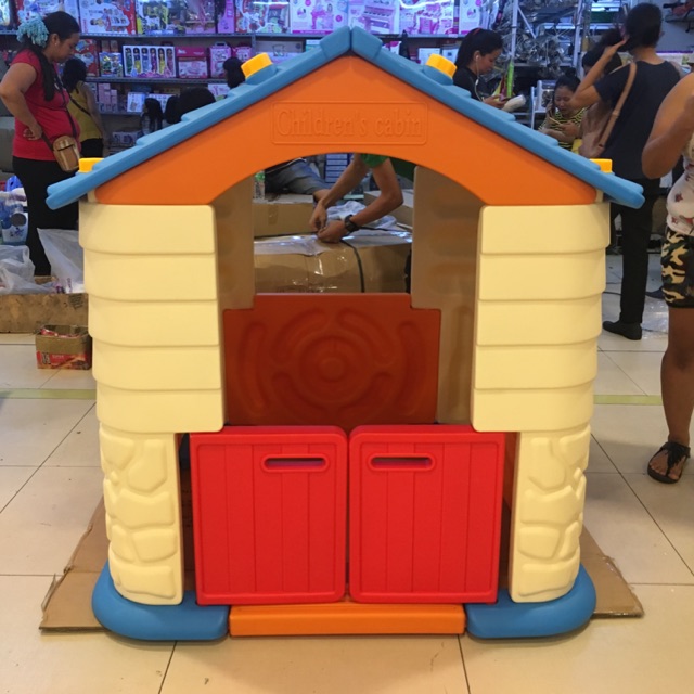 children's toy playhouse