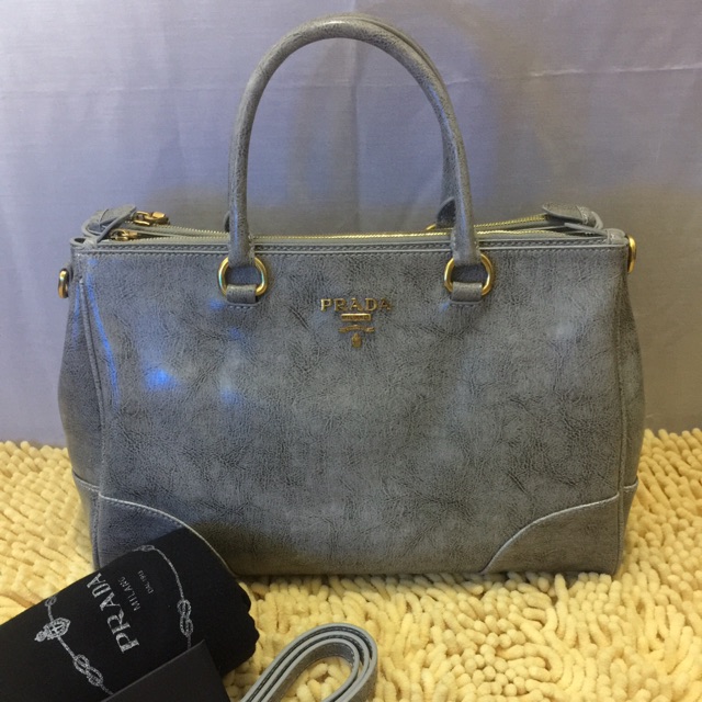 prada bags clearance