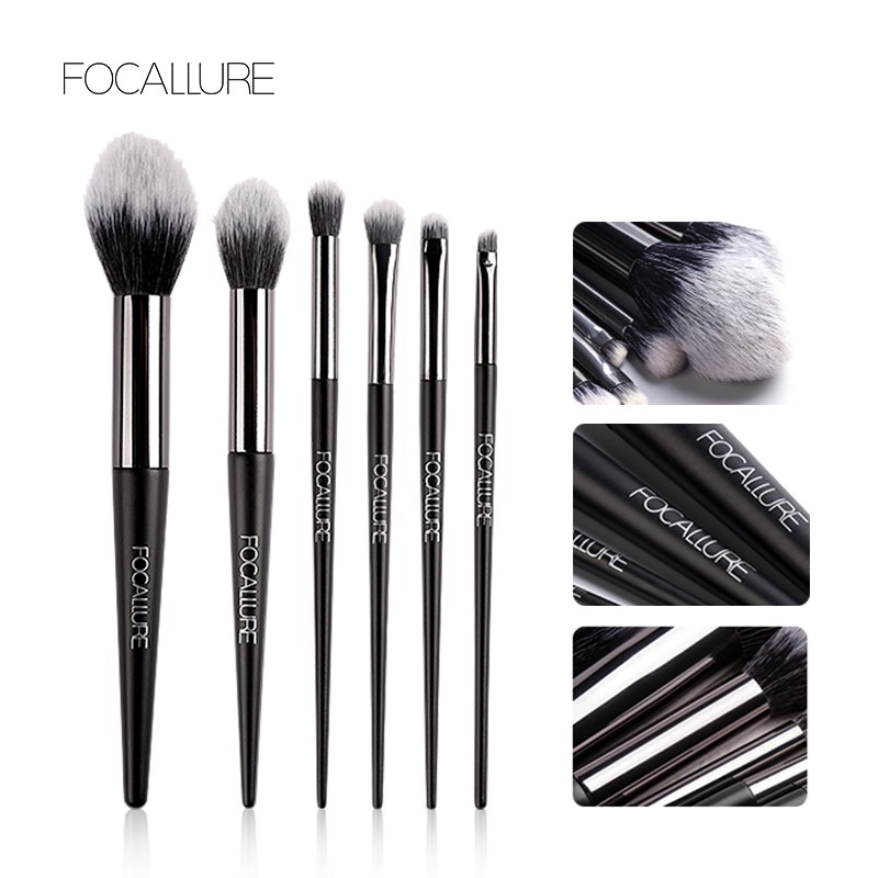 detail makeup brush