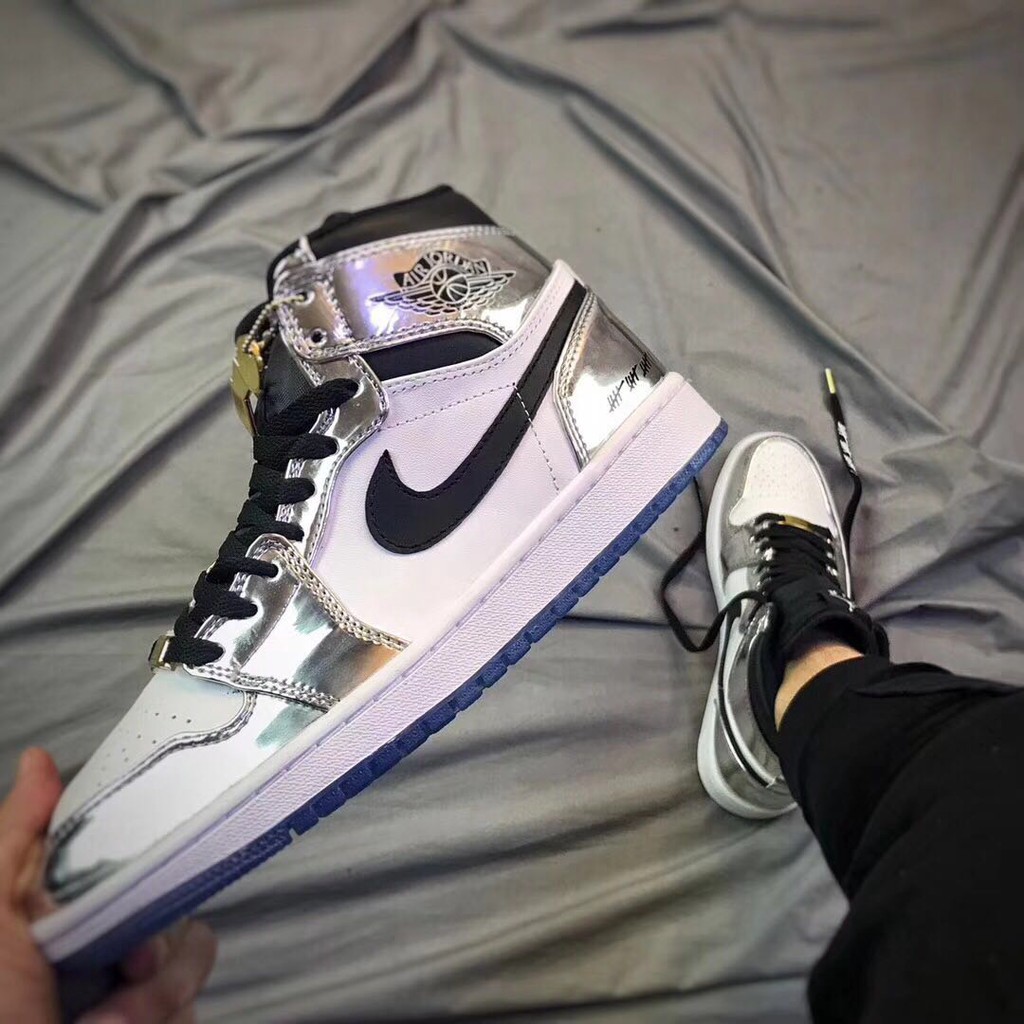 nike air silver