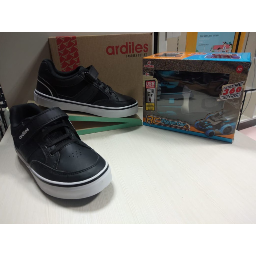 boys school shoes