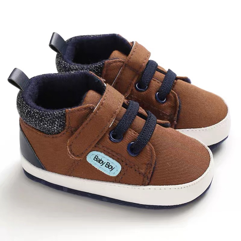 chucks for infants