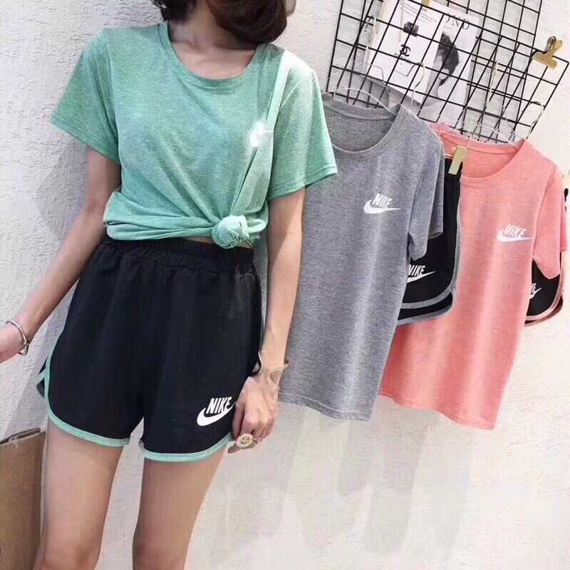 nike shorts and t shirt set womens